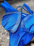 COSTUME STRASS BLU